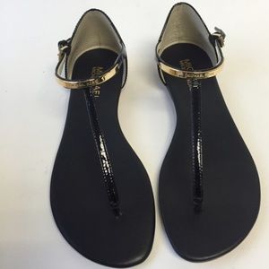Michael Kors Kristen thong sandal 8.5